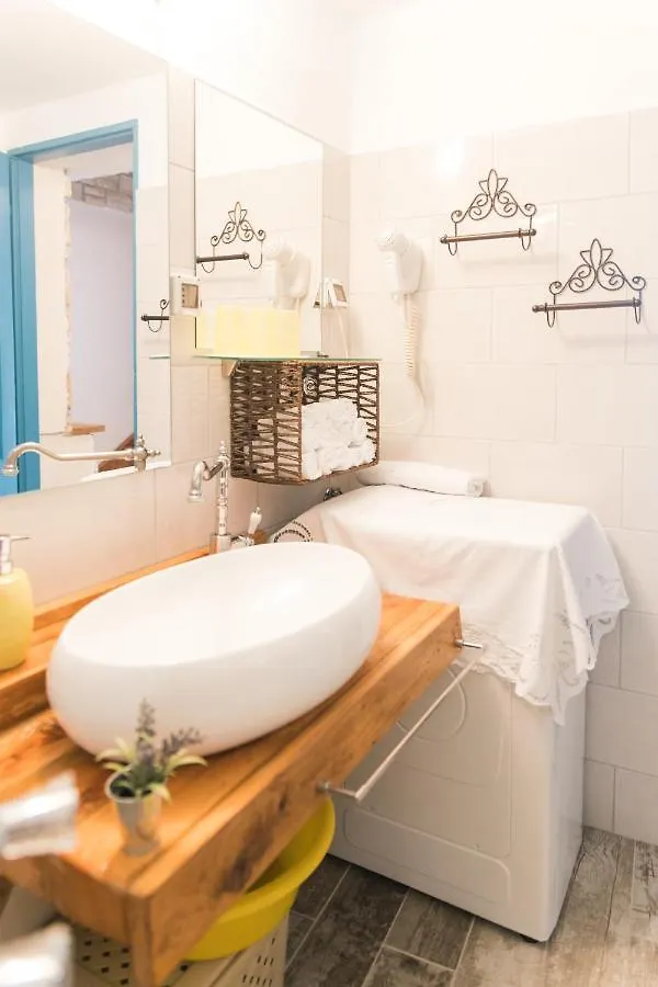 Ljubač Rustic Apartment Mariva