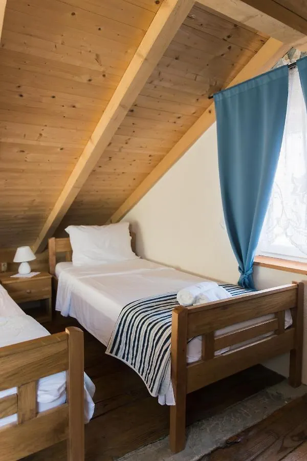 Rustic Apartment Mariva Ljubač 0*,